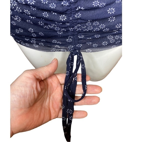 Vince Camuto Blouse Front Middle Ruched Ties Size Large - Picture 4 of 8